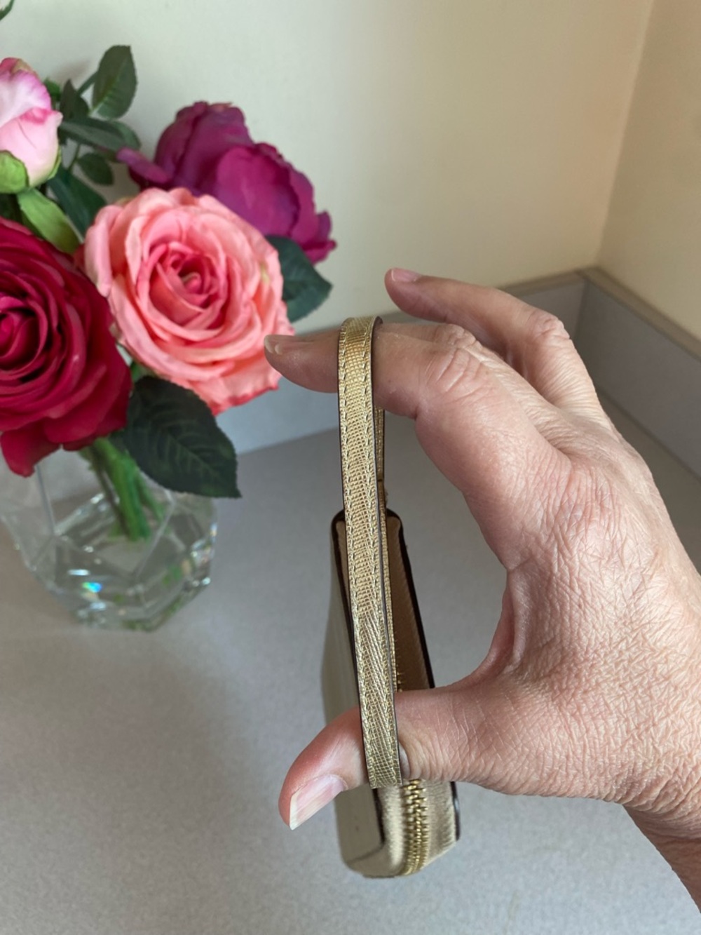 Kate Spade Zip Around Wallet - Picture 5 of 15